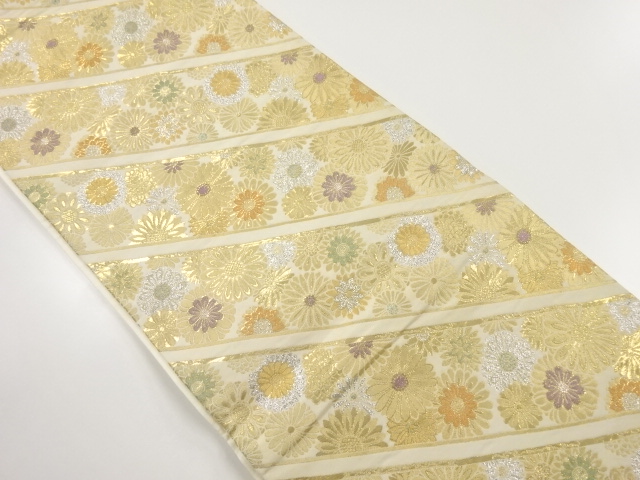 リサイクル　本金箔斜め縞に菊模様織り出し袋帯